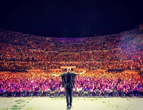 nimes