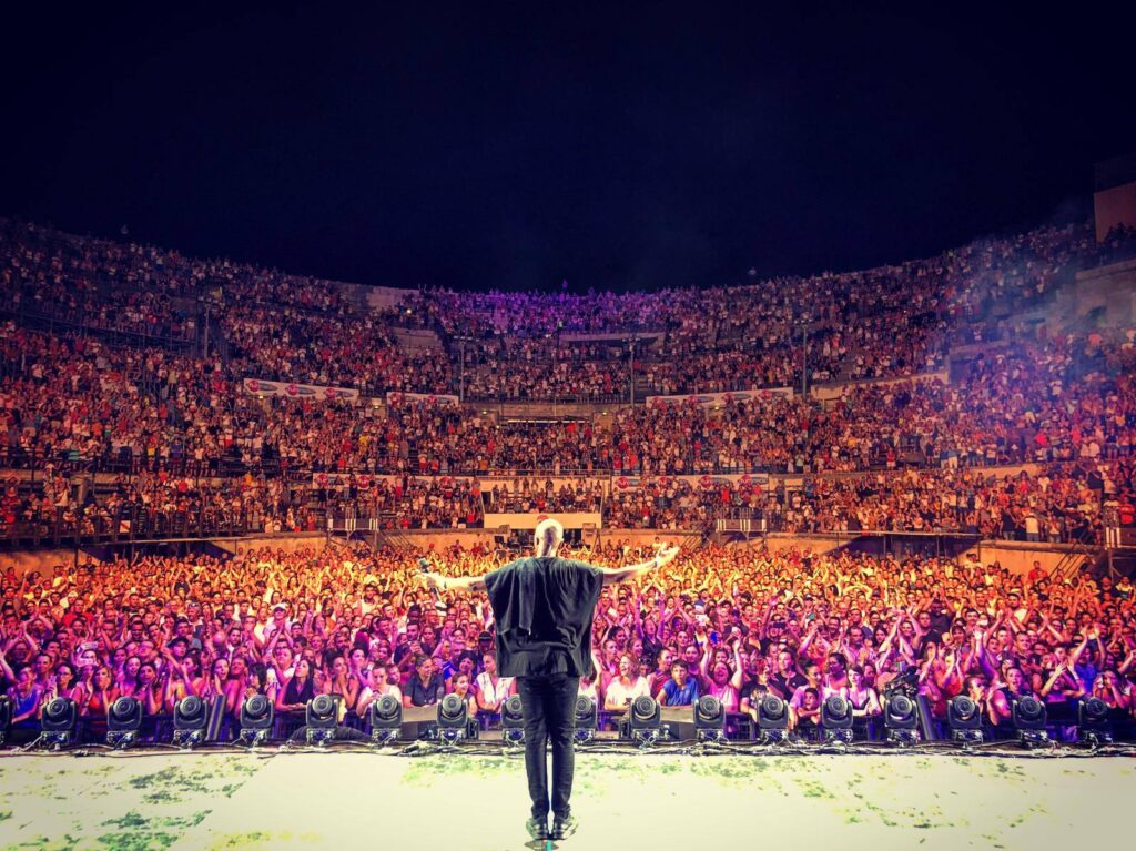 Le Festival de Nîmes : Un Rendez-vous Musical Inoubliable dans les Arènes